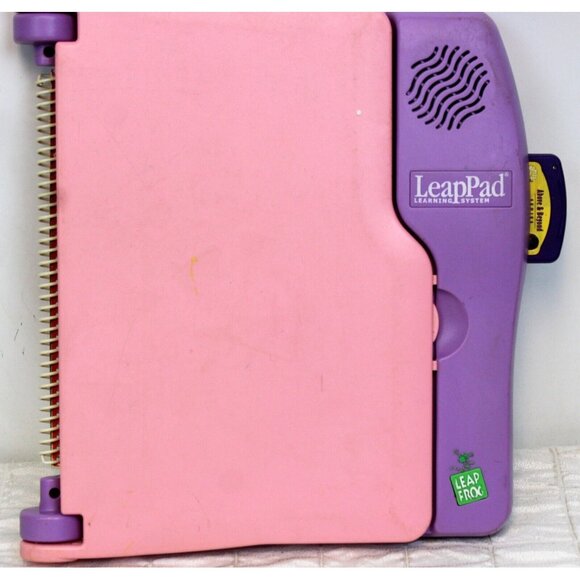 Leap Frog Pad Harry Potter Interactive Book Grade 3-5 Making Movie Game Fun Pink - Picture 3 of 13